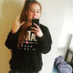 Meet your Posher, Cassie